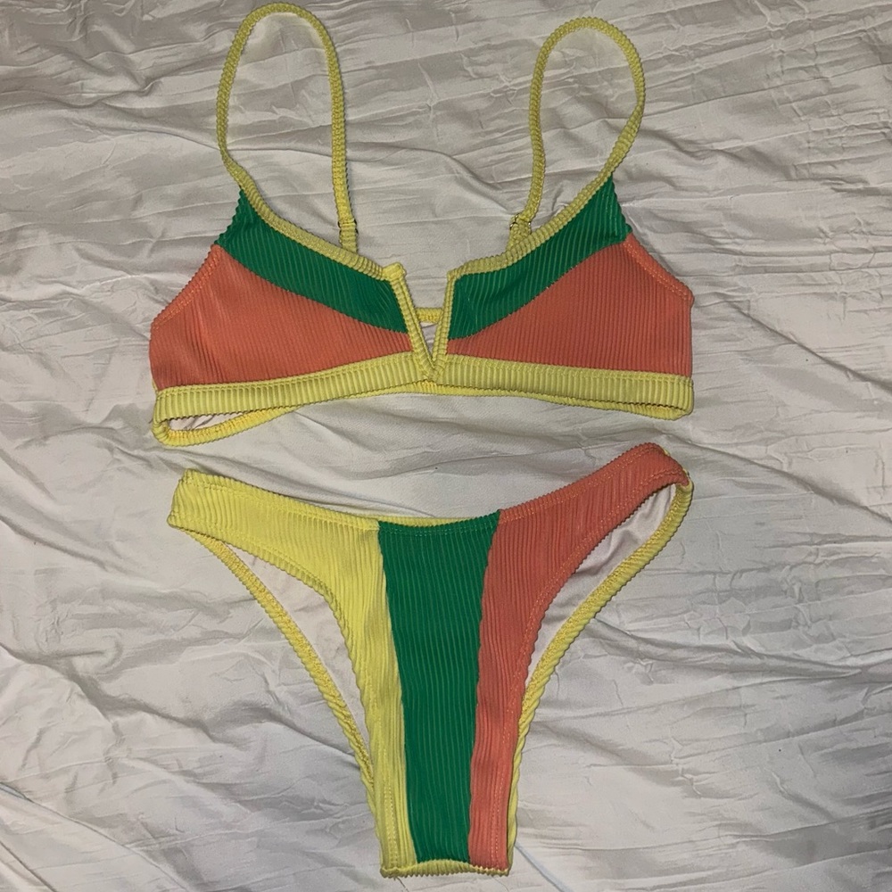 Aurelle Rhea Watermelon Bikini Set - Picture 2 of 2